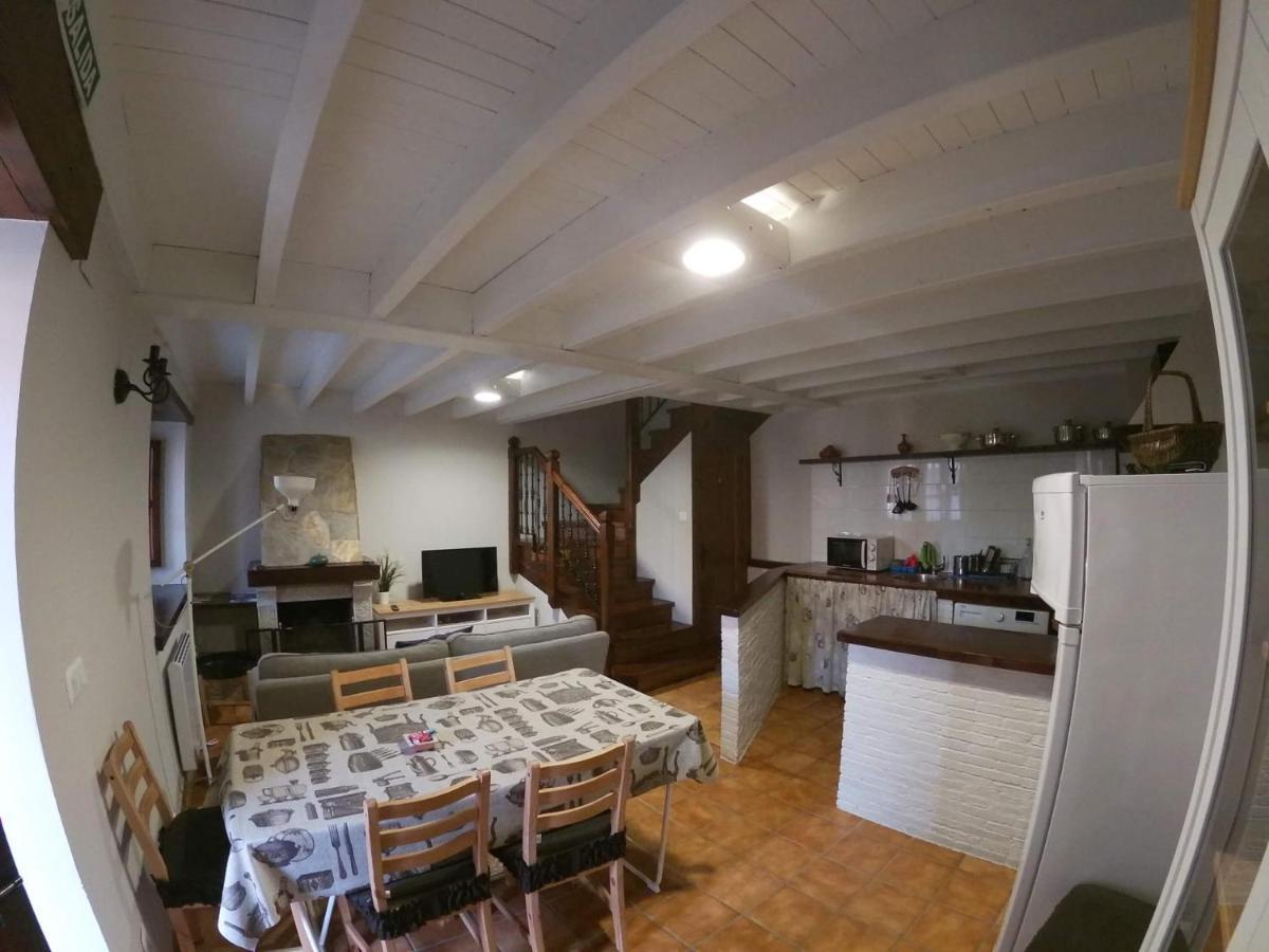 El Balcon Del Horreo Villa Piloña Екстериор снимка